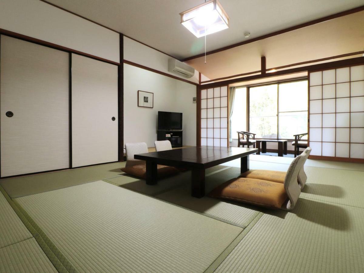 Kikuchi Grand Hotel Экстерьер фото