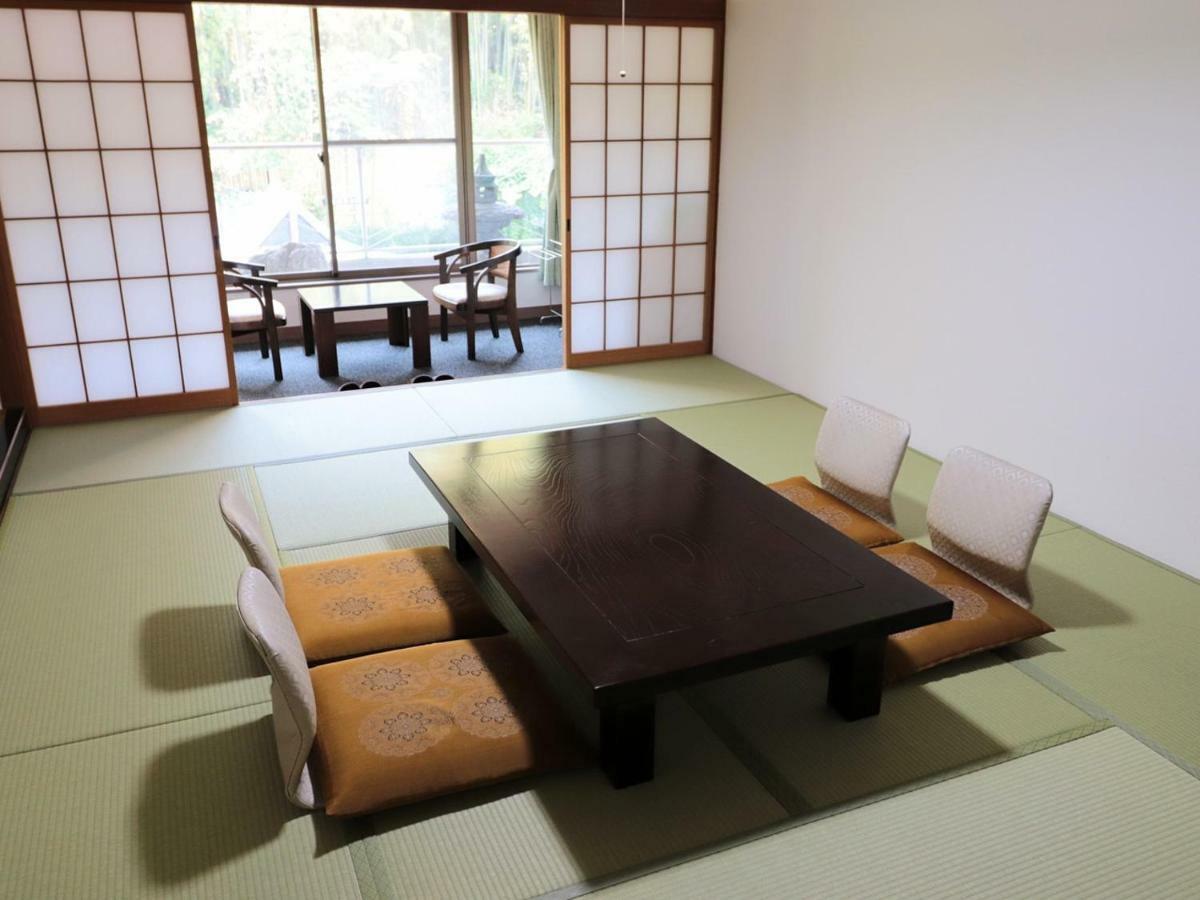 Kikuchi Grand Hotel Экстерьер фото