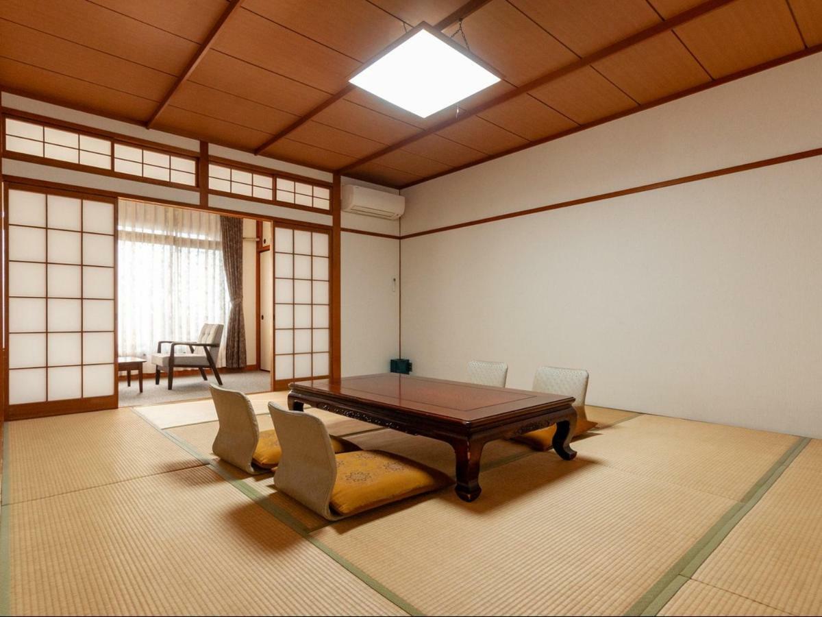 Kikuchi Grand Hotel Экстерьер фото